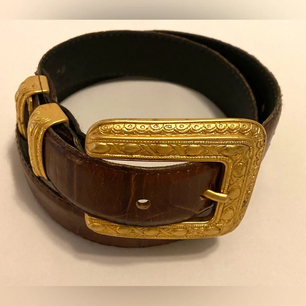 Source Unknown Brown Leather Bracelet with Gold-Tone Buckle
